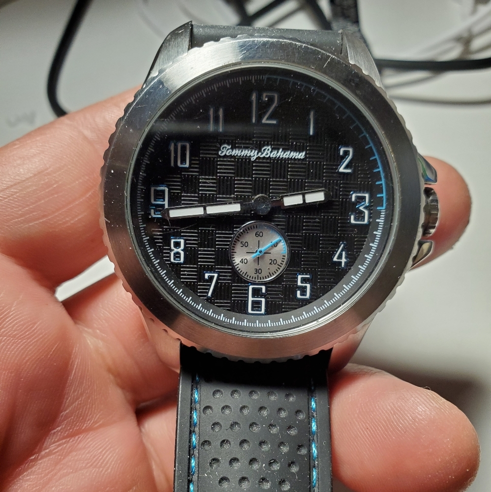 Tommy Bahamas watch